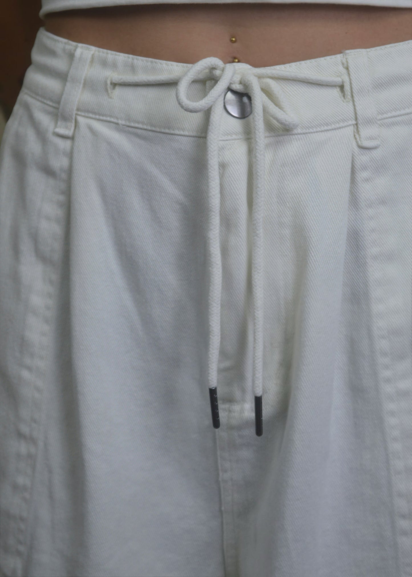 Drawstring Wide Leg Jorts/Bermudas White RESTOCKED