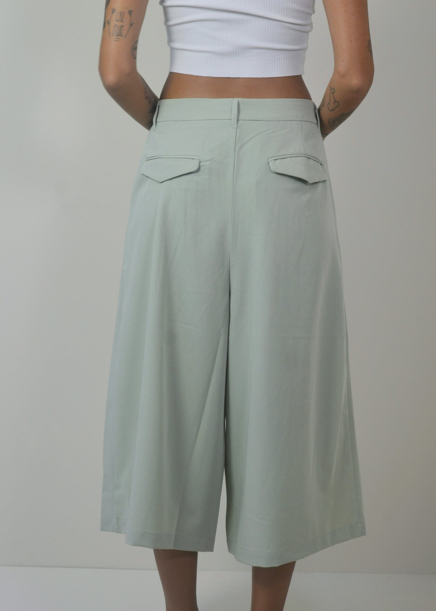 Paso Fino Sage Bermuda Pant