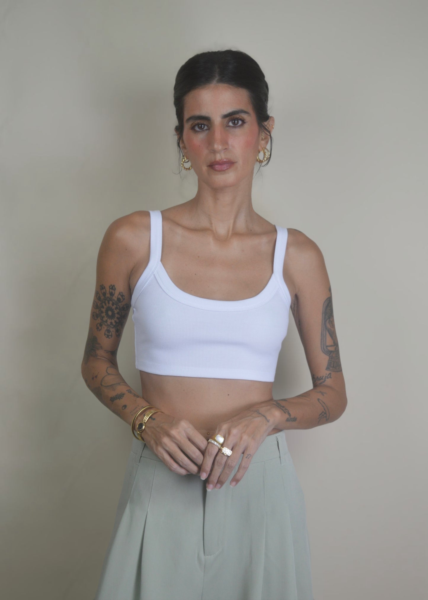The Basic Ribbed Cropped Top             Black|White