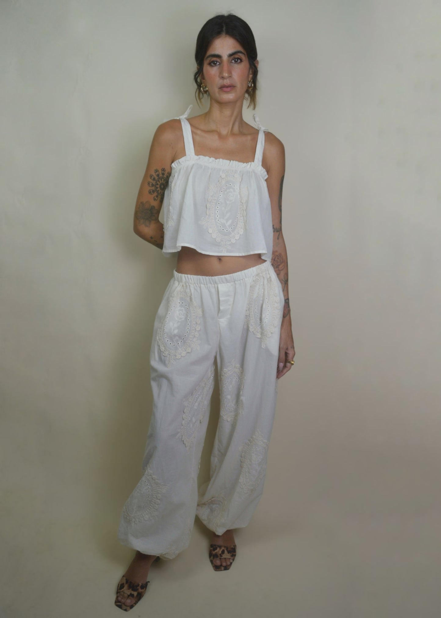Époque Embroidered Pant