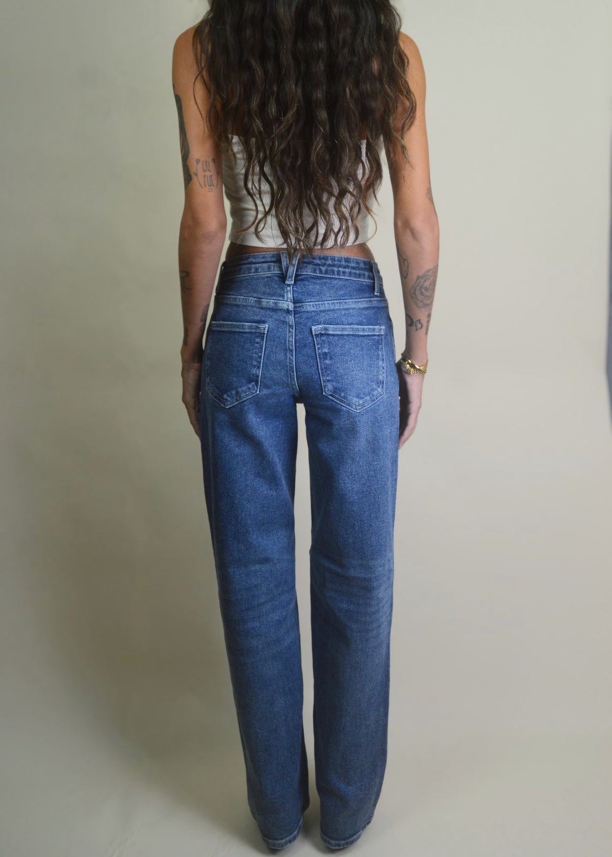 00’s Low Rise Straight Leg Jeans